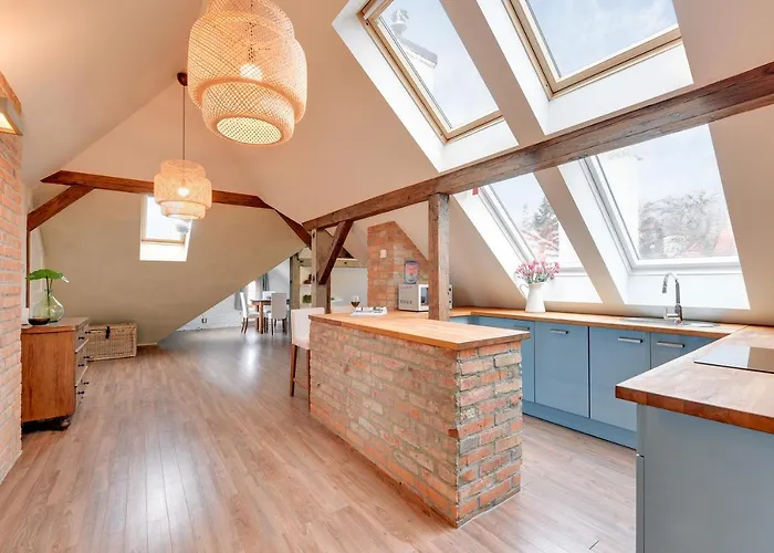 Grand Apartments - Wood Loft Apartment